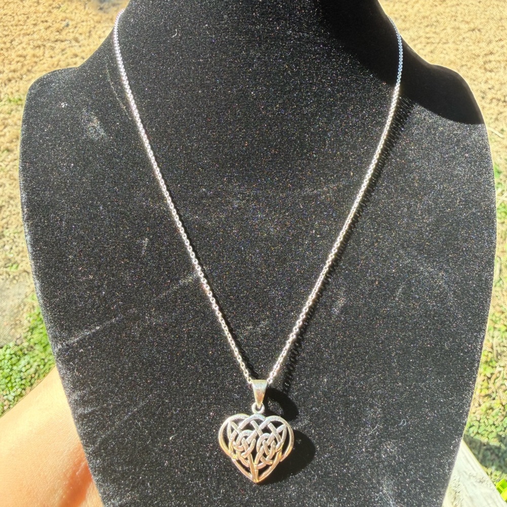 925 Sterling Silver Chain With Celtic Heart Pendant